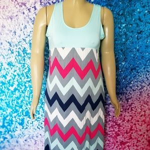 Plus Size Multicolor Zigzag Maxi Dr